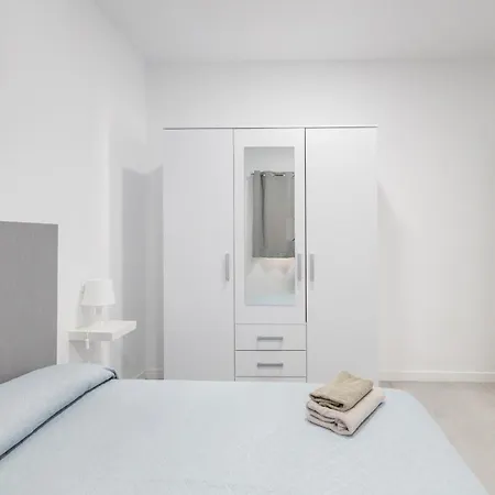 Lightbooking 7 Palmas Estadio - Gran Canaria Arena * Las Palmas de Gran Canaria