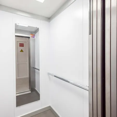 Lightbooking 7 Palmas Estadio - Gran Canaria Arena Apartment *