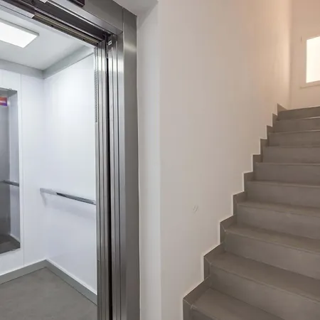 Lightbooking 7 Palmas Estadio - Gran Canaria Arena * Las Palmas de Gran Canaria